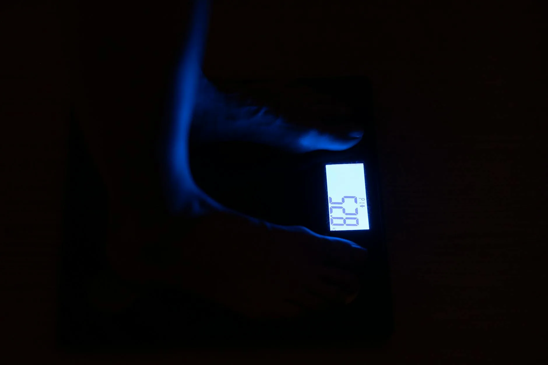 Smart bathroom scales for weight and health tracking