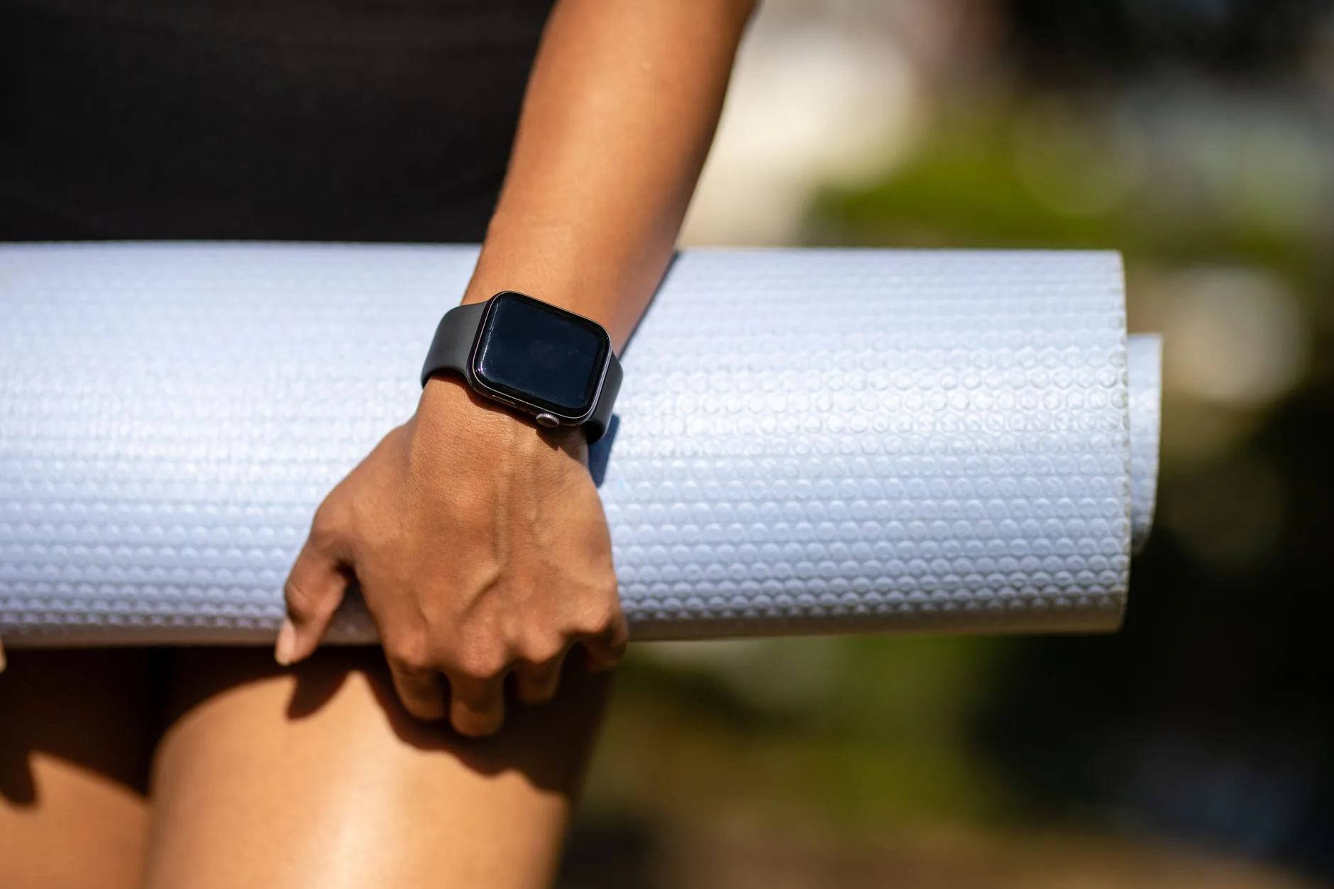 Fitness watch worn during outdoor cardio training